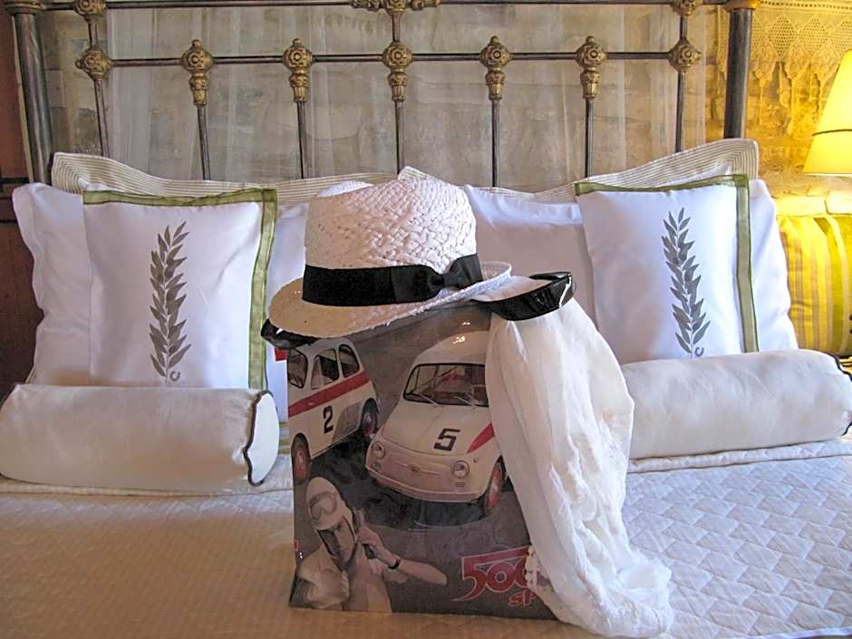 Stratos ArtDeco House