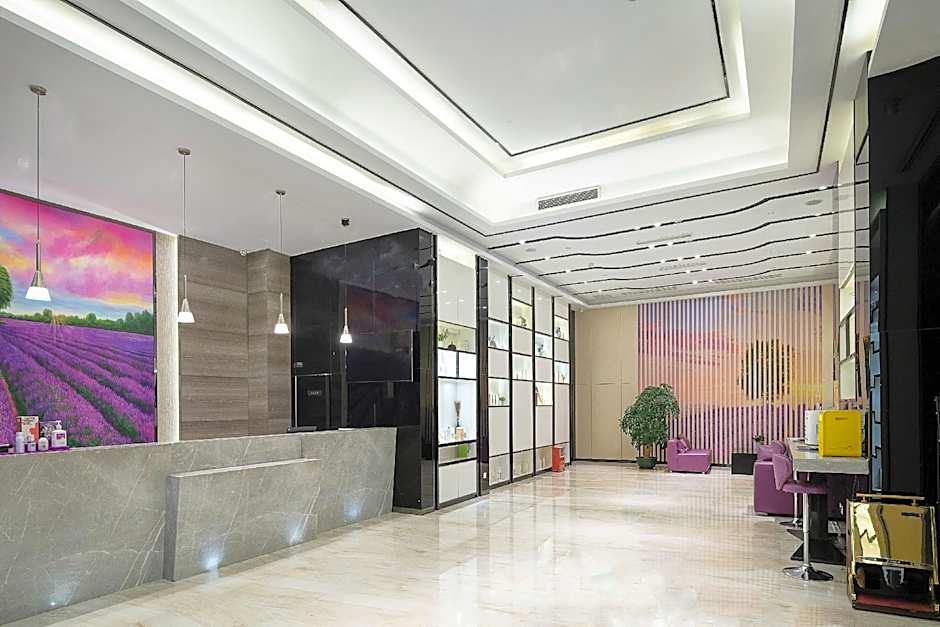 Lavande Hotel Qingyuan Sports Park City Government