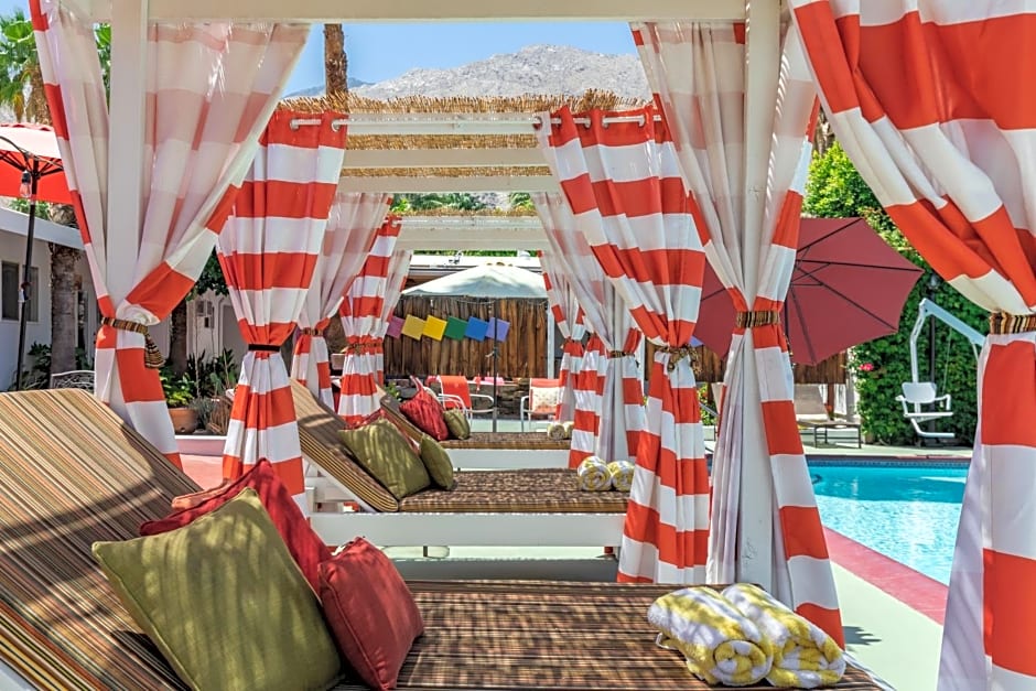 Float Palm Springs - Adults Only