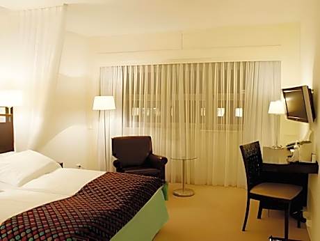 1 Single Bed No Smoking