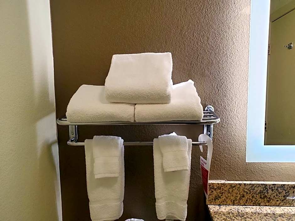 Ramada by Wyndham Groton/Mystic