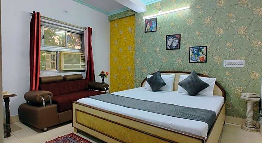 Hotel Swarajya Palace