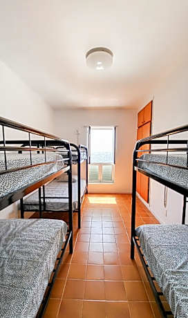 Bed in 6 Bed Female Dormitory