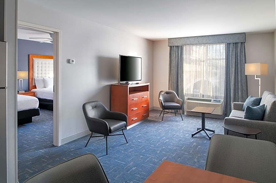 Homewood Suites by Hilton Gateway Hills Nashua