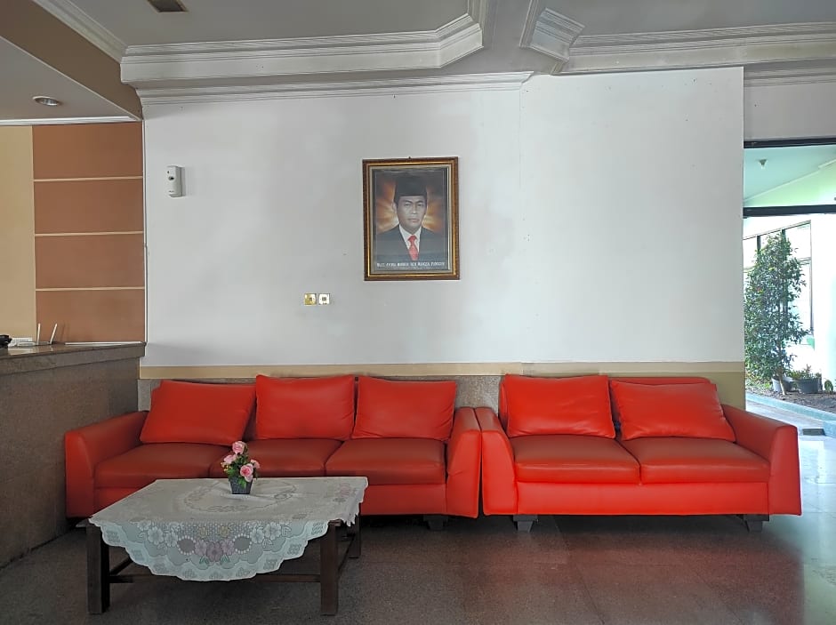 Ayong M Linggarjati Hotel