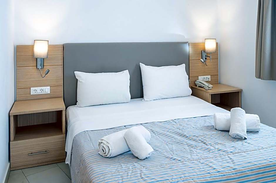 Orizontes Hotel Santorini