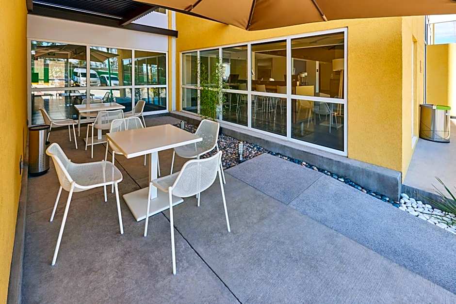 City Express by Marriott Celaya Galerias