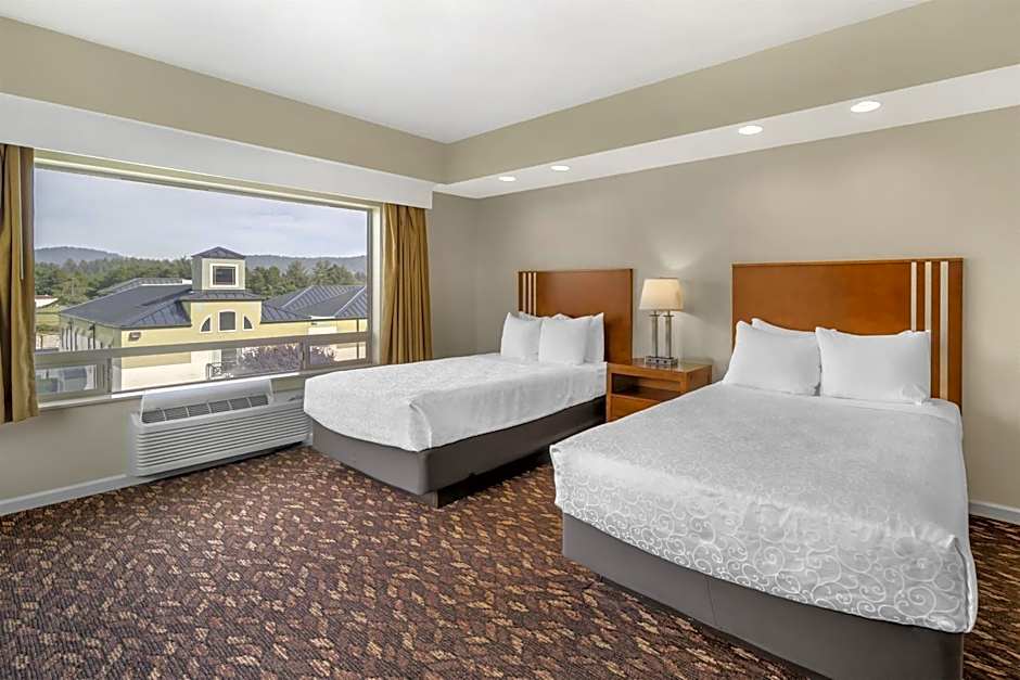 Photo 1 of 5 of 2 Queen Beds, City View