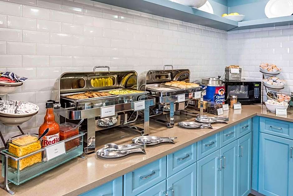 Country Inn & Suites by Radisson, Cookeville, TN