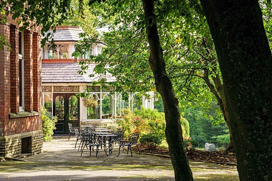 Macdonald Kilhey Court Hotel