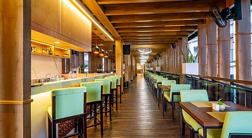 Cross Vibe Paasha Atelier Bali Kuta