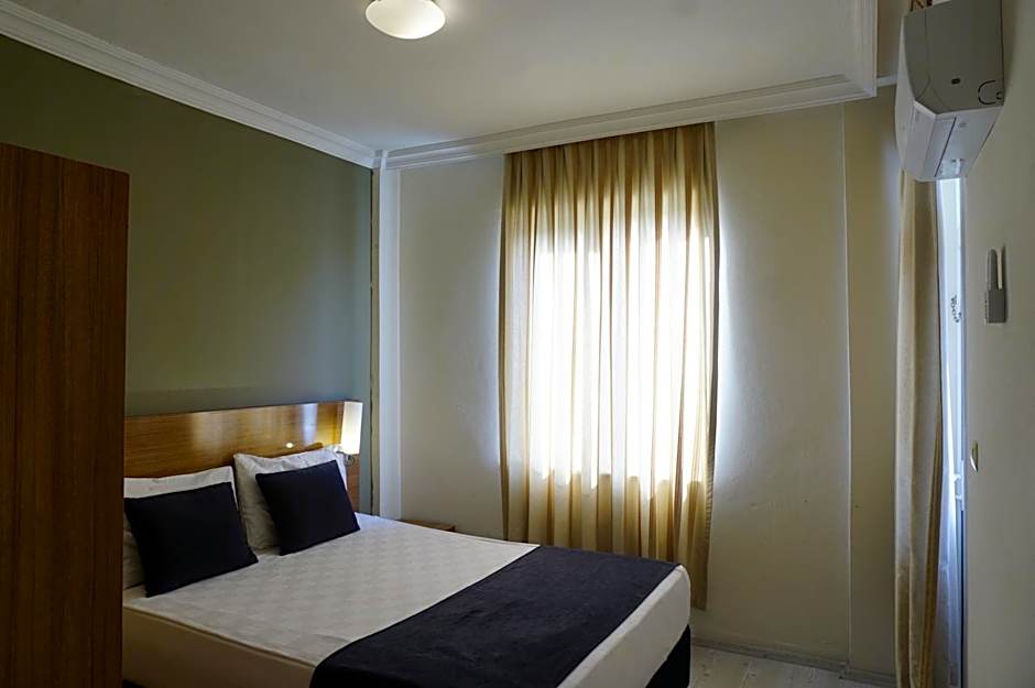 Sunlight Garden Hotel