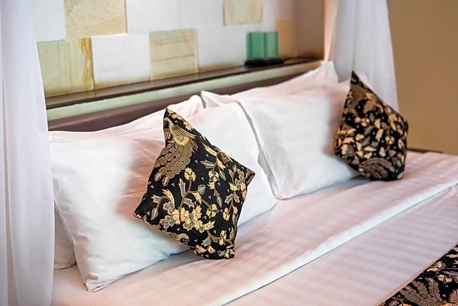 The Maya Seminyak Villas