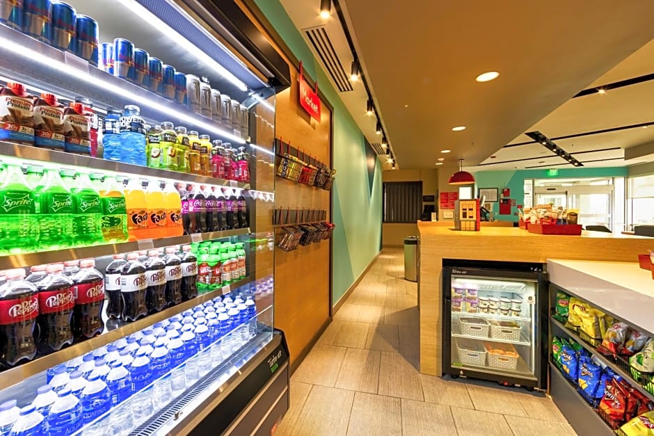 Avid Hotels Denver Airport Area By IHG