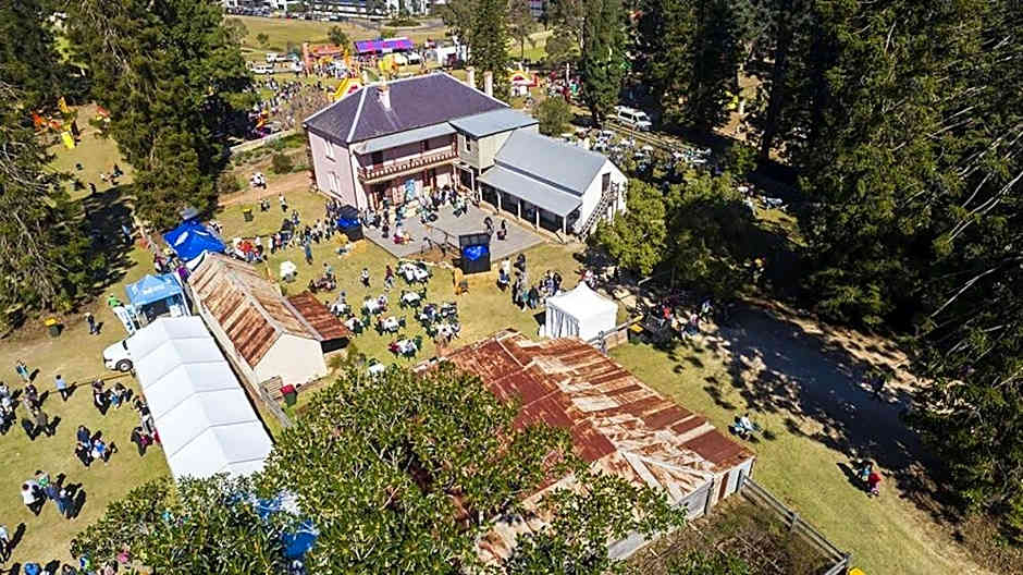 Aircabin - Seven Hills - Lovely - 3 Beds Townhouse