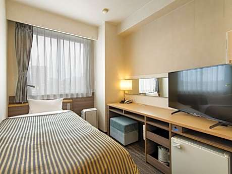 Single Room - Non-Smoking