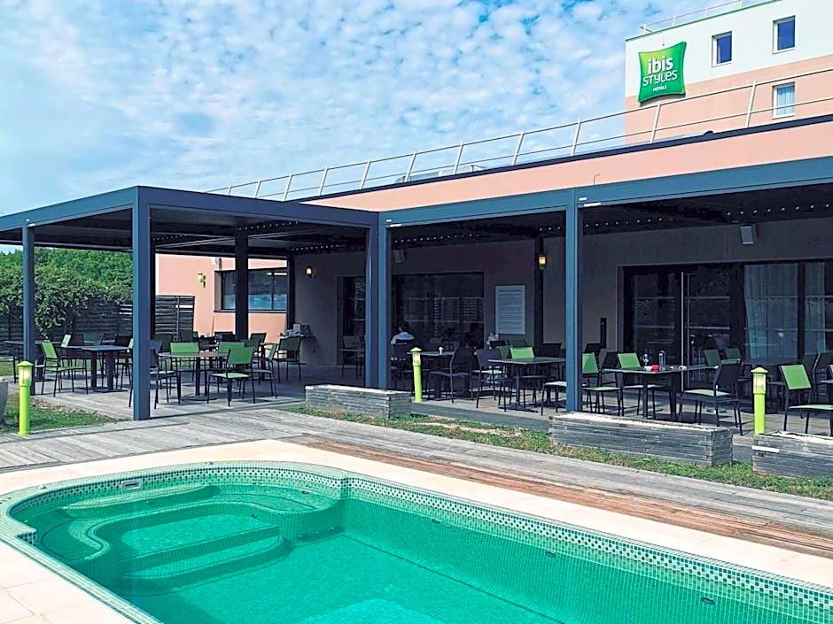 Hotel Ibis Styles Montargis Arboria