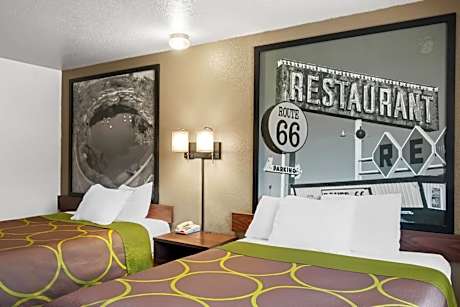 Queen Room with Two Queen Beds - Pet Friendly/Non-Smoking
