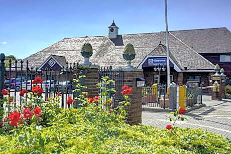 Best Western The Manor Hotel