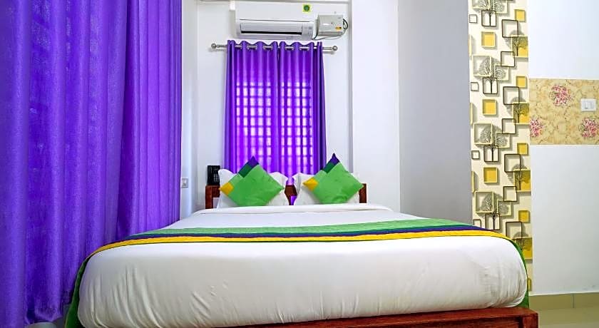 Treebo Nirupama Apartment, 750 M From Aluva Railway Station
