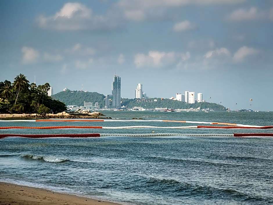 NorthPoint Pattaya Luxury Apartments GrandisVillas