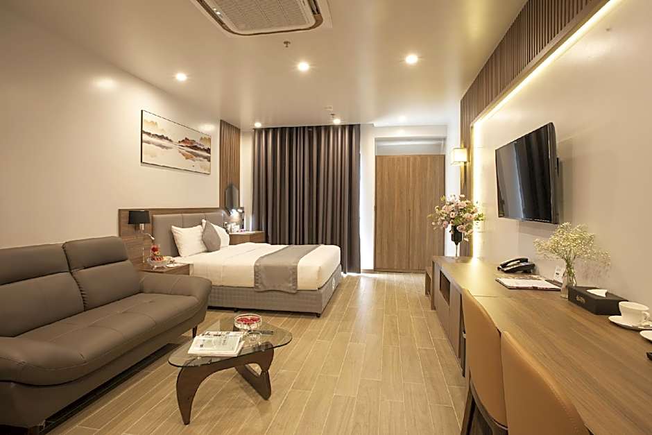 Zen Riverside Hotel n Residences