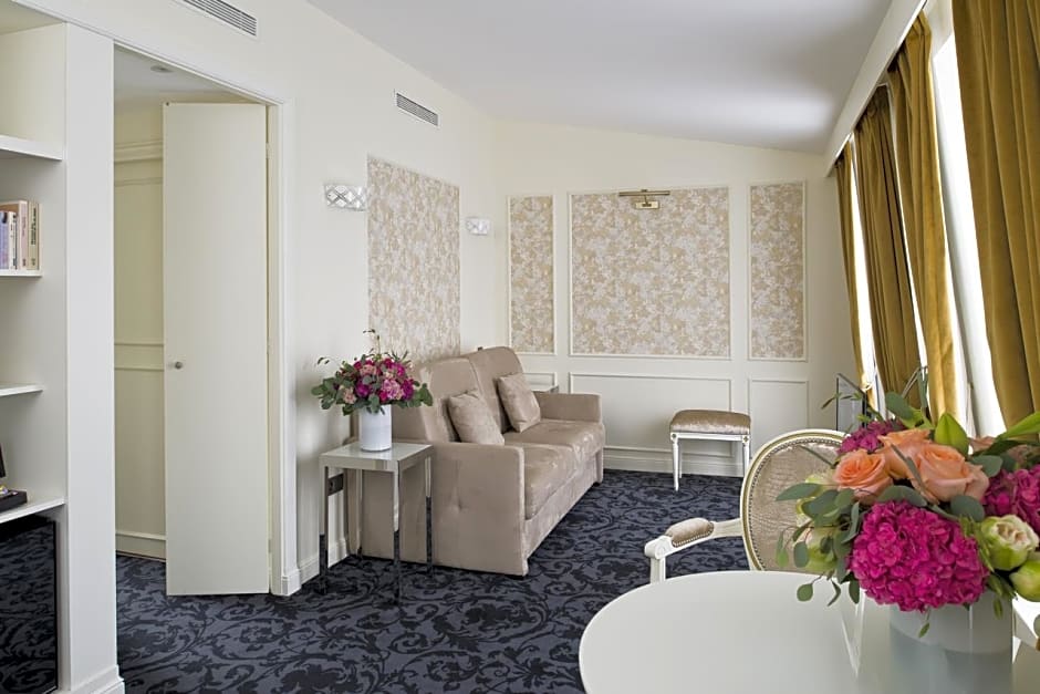 Hotel Saint Petersbourg Opera