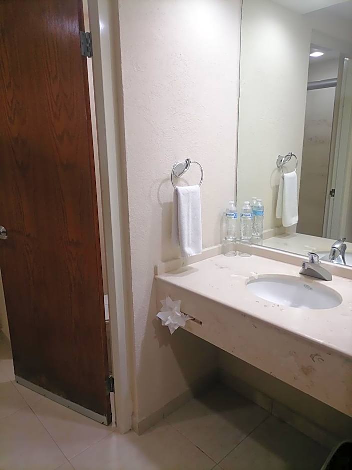 Balaju Hotel & Suites