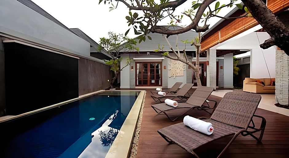 The Wolas Villas