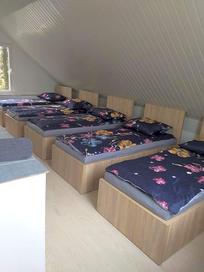 Domek K2 - Niezależny 5 osobowy - NoclegiGrodziskPL 792-535-535