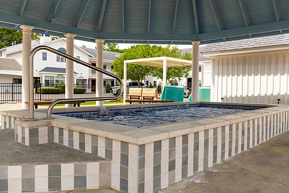 Ogunquit Hotel and Suites