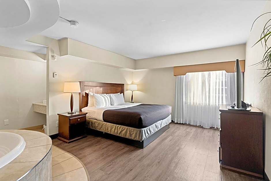 Travelodge by Wyndham Saskatoon