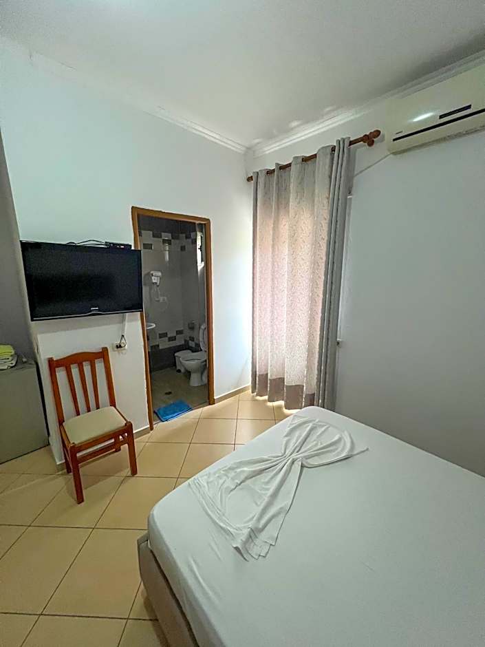 Hotel Rixhi