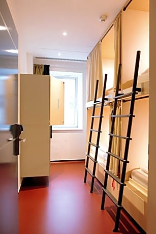 Bed in Mixed 4-Bed Dormitory Room