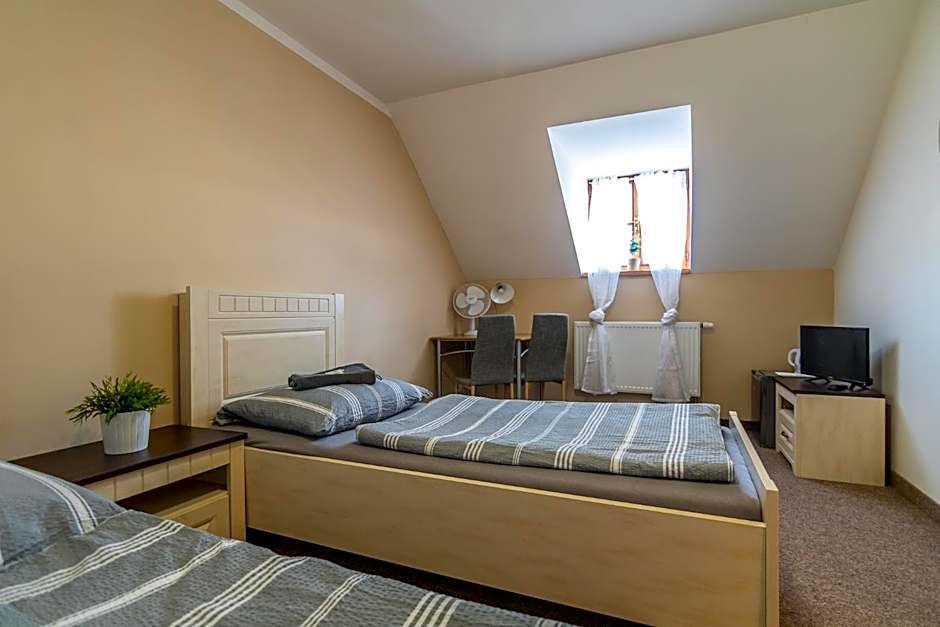 Penzion a restaurace U Vladaře