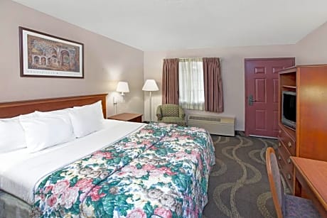 Quadruple Room - Smoking