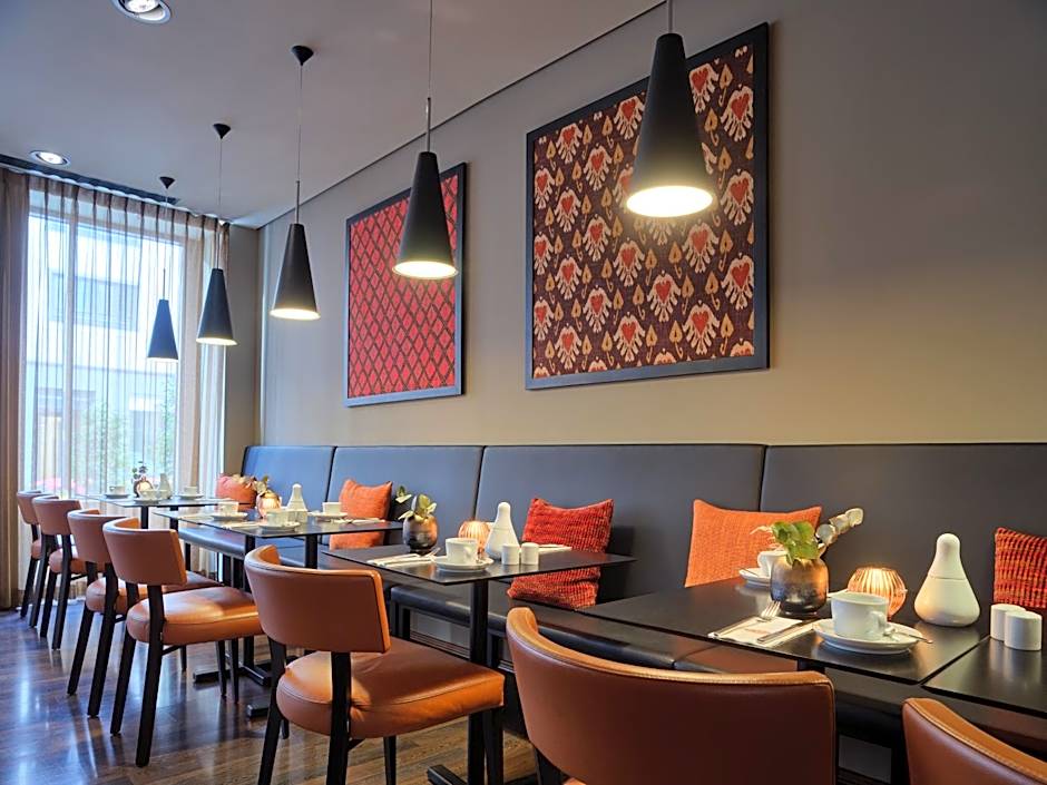 Adina Apartment Hotel Frankfurt Neue Oper