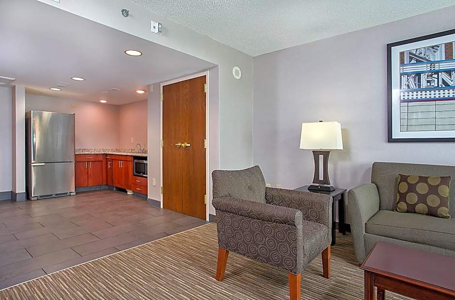 Holiday Inn University Plaza-Bowling Green By IHG