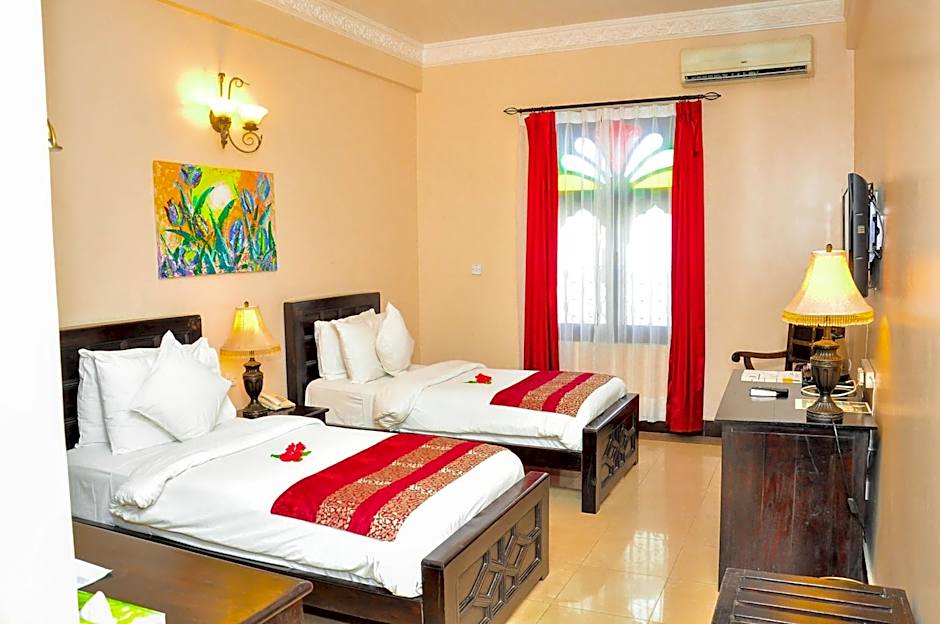Golden Tulip Stone Town Boutique