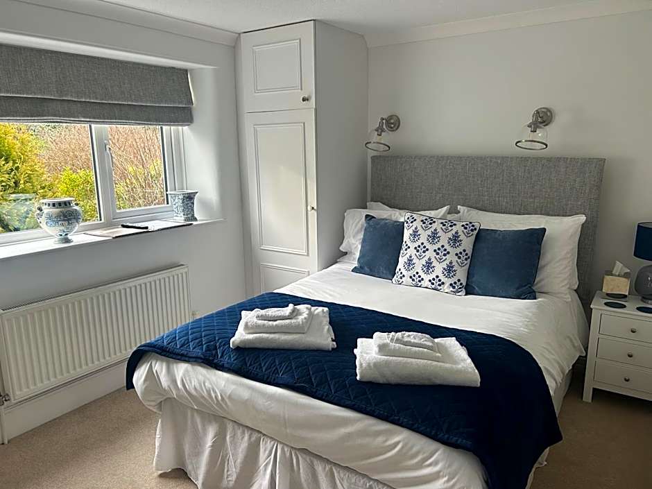 Photo 1 of 1 of Small Double Room