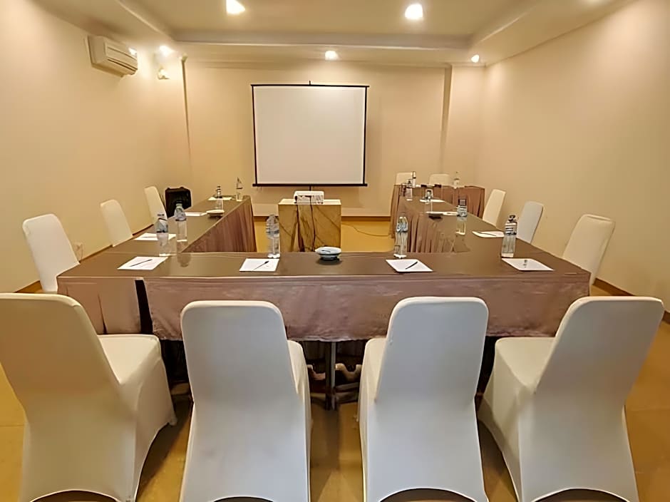 Riyadi Palace Hotel
