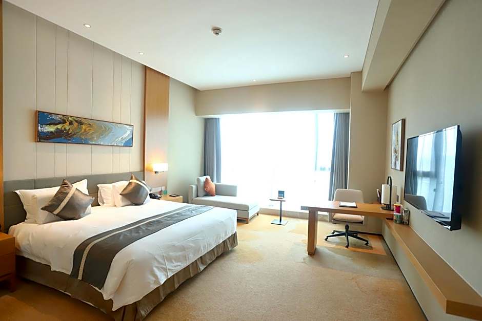 Photo 1 of 4 of Deluxe 1 Queen Bed