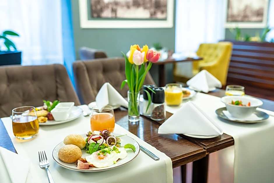 Warmiński Hotel & Conference