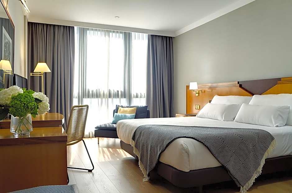 Oca Puerta del Camino Hotel