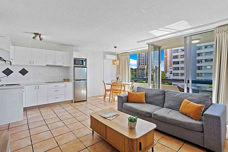 Hi Ho Beach Apartments on Broadbeach