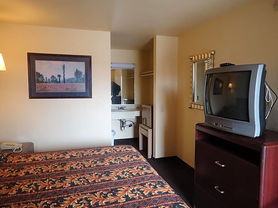 Economy Inn