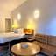 Sunshine Lodge Inn