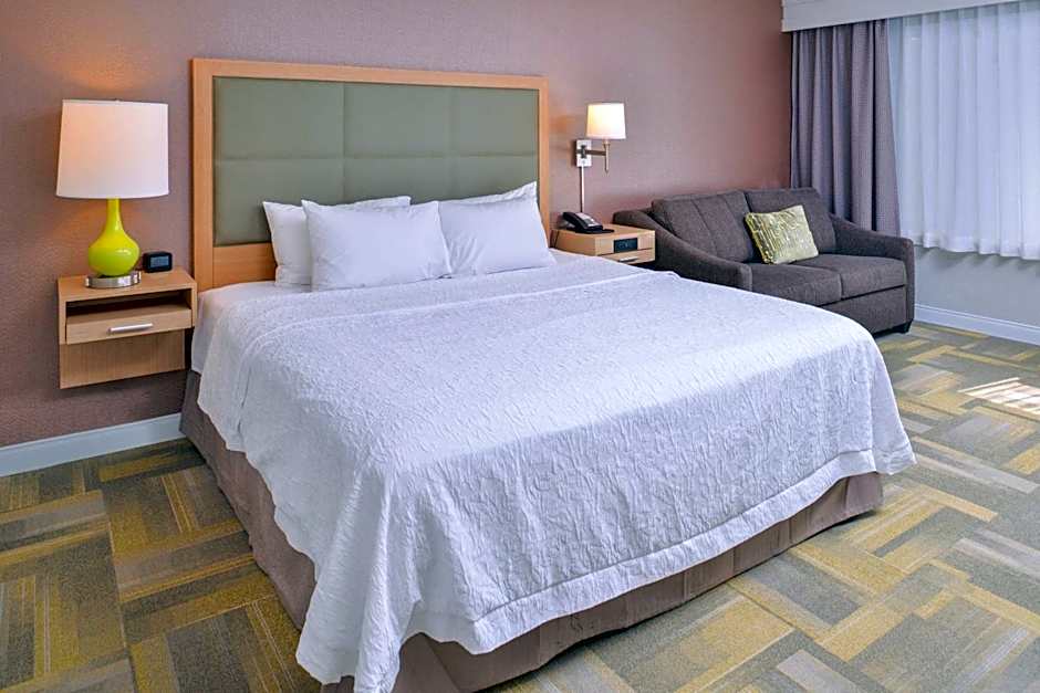 Hampton Inn and Suites Altoona-Des Moines by Hilton