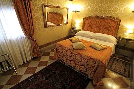 Classic Double Room - Ground Floor