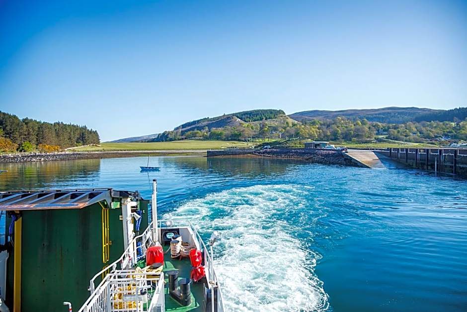 Isle of Raasay Distillery